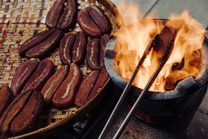 Read more about the article 古早味、老品牌、新思維，國宴老店求真求好，進步不停歇——江湖地位一等一的手路菜「阿霞飯店」