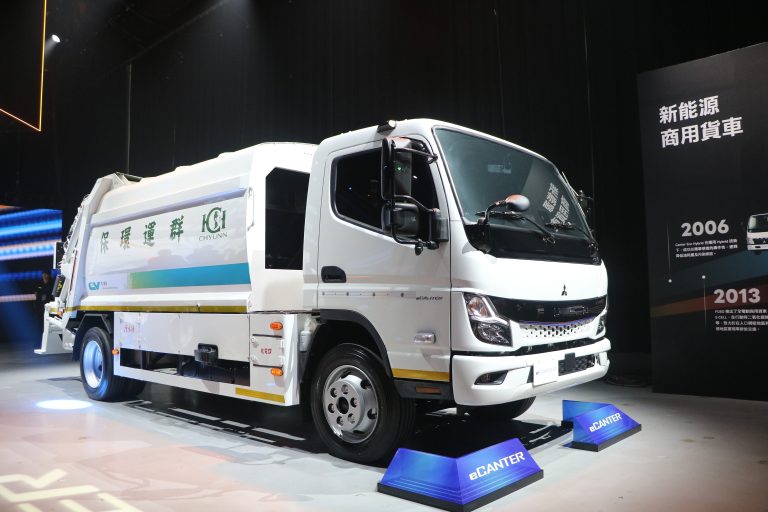 群運環保全電動清運壓縮車